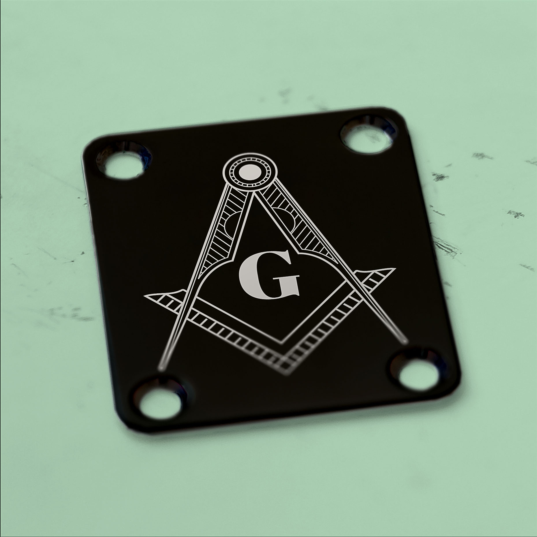 Masonic symbols Tom Delonge neck plate | Blaudez Guitars